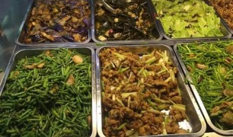 新闻中心-江门市德宇餐饮管理服务有限公司-食堂承包企业公司进行挑选原则